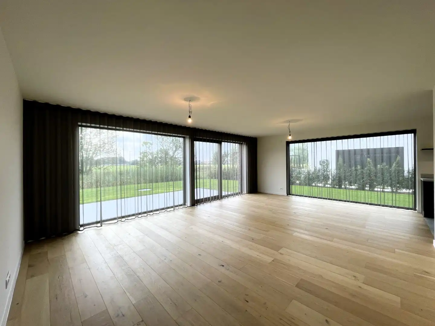Energiezuinige, nieuwbouw villa te huur te Roeselare foto 3