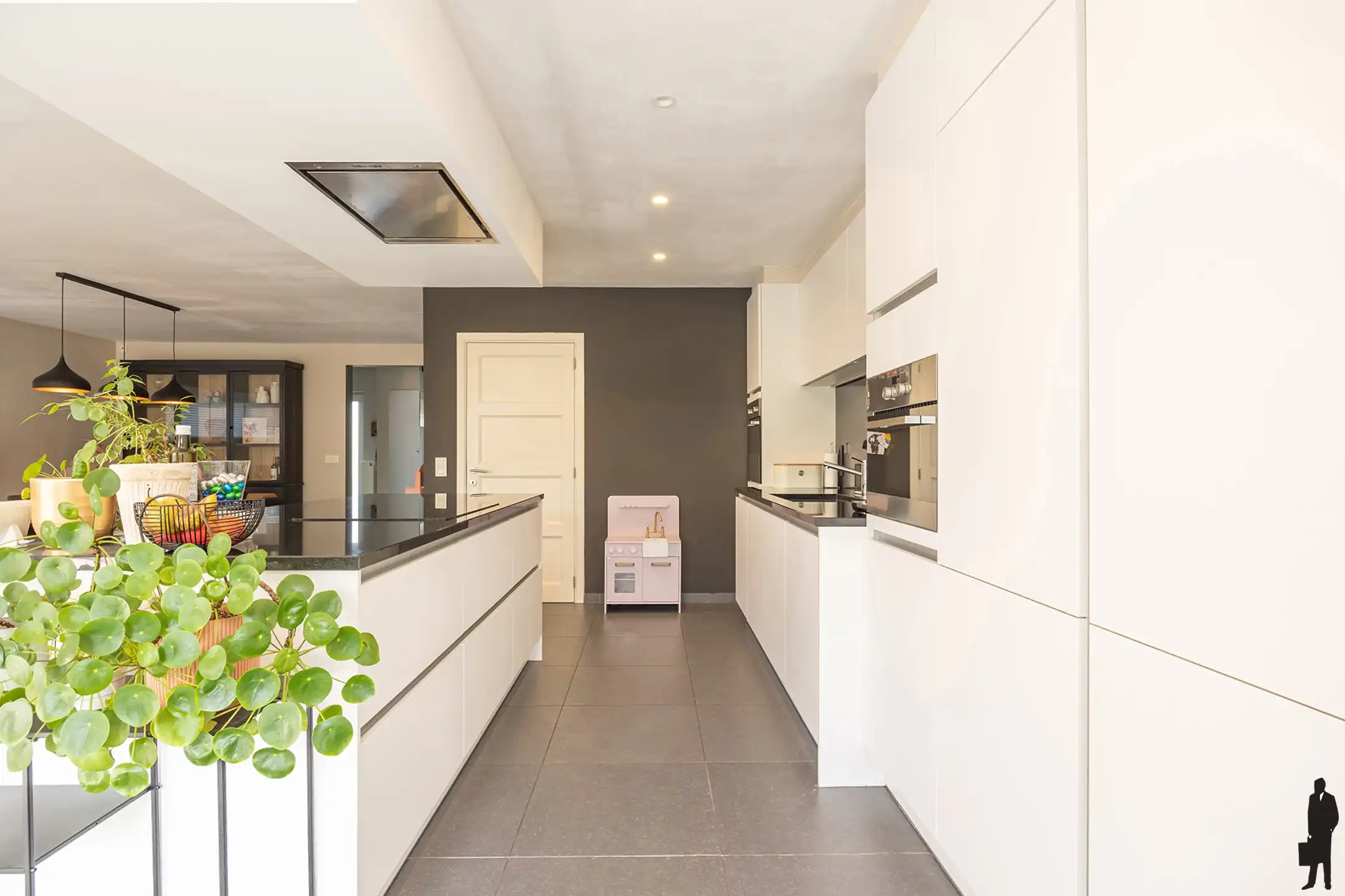 Ruime, energiezuinige gezinswoning met zonnige tuin foto 7