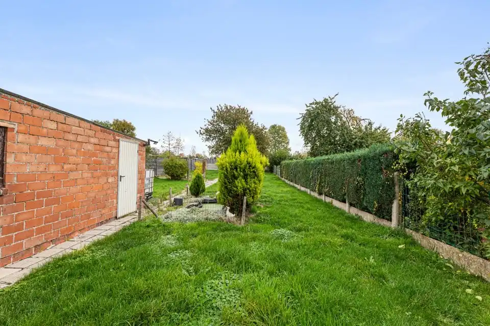 TE RENOVEREN GEZINSWONING MET GARAGE IN HET CENTRUM VAN GINGELOM foto 27