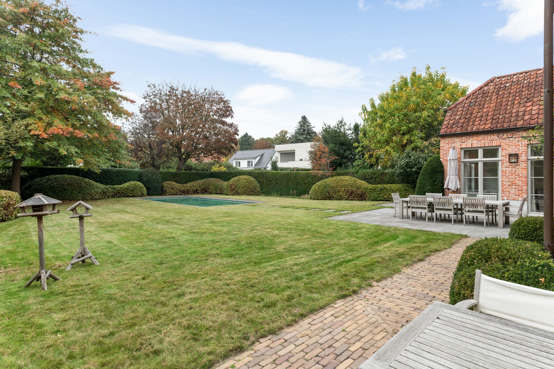 Uitzonderlijk mooie en recente woning op schitterend perceel foto 22