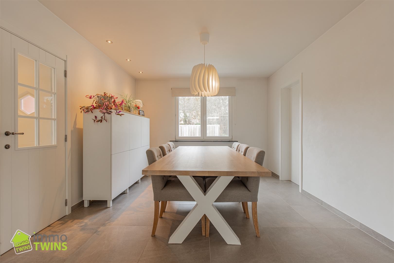 Gezellige open bebouwing met garage, tuin en oprit te Grembergen foto 12