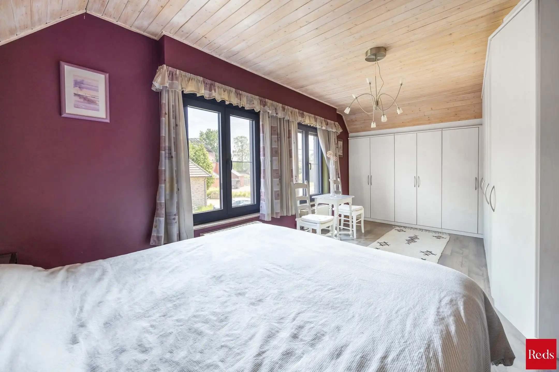 Charmante woning met uitzicht op blijvend groen foto 20