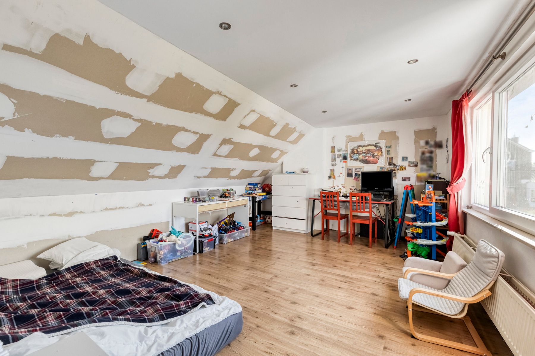 Centraal gelegen gerenoveerde 2-gevel foto 10