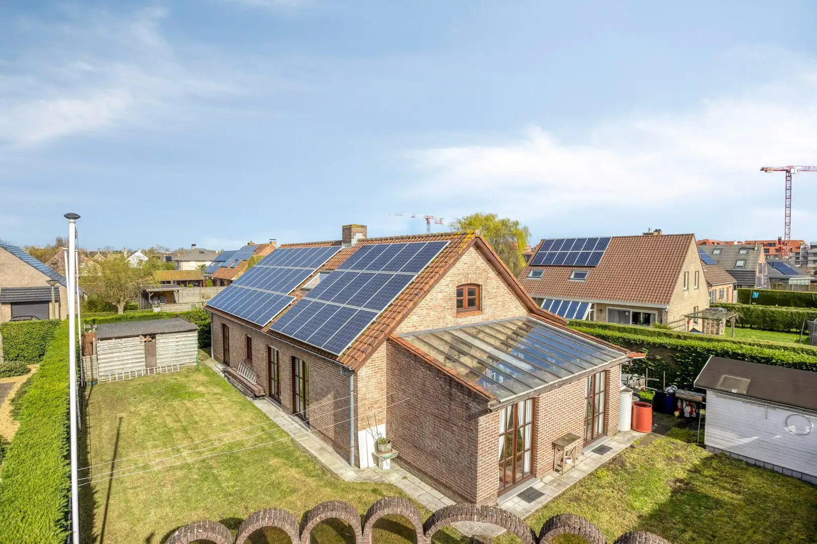 Alleenstaande woning in een doodlopende straat in een residentiële wijk! foto 37