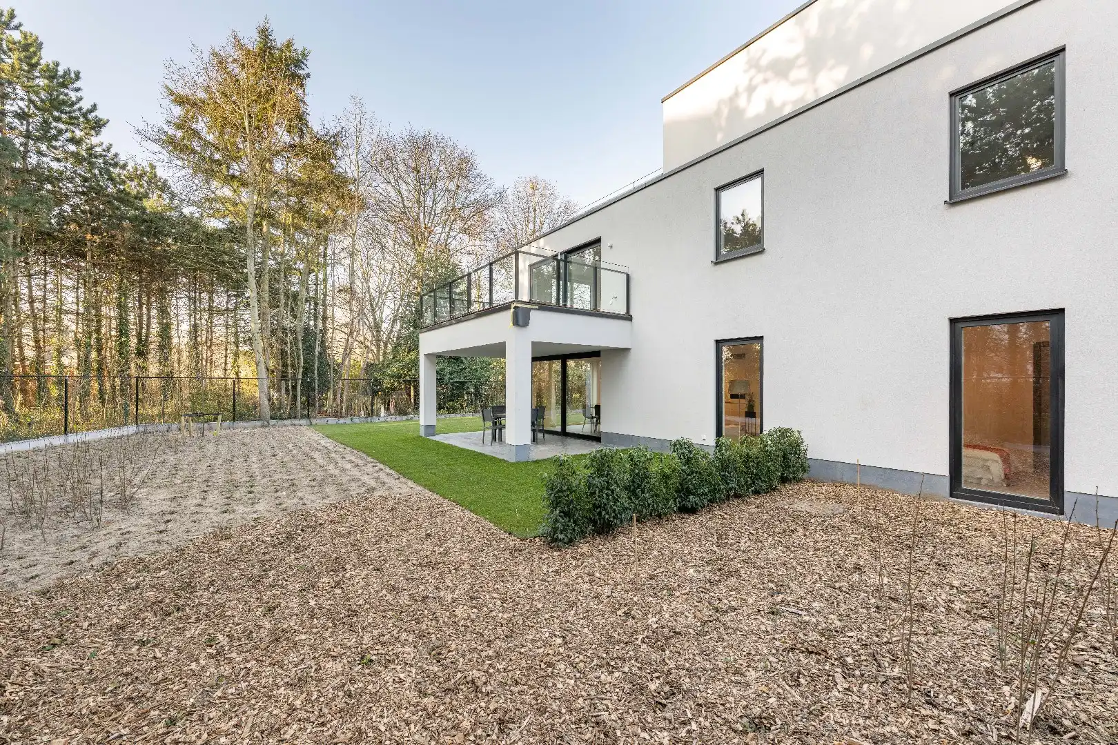  Ruime gelijkvloers appartement met 2slpk en zuidgerichte tuin foto 2