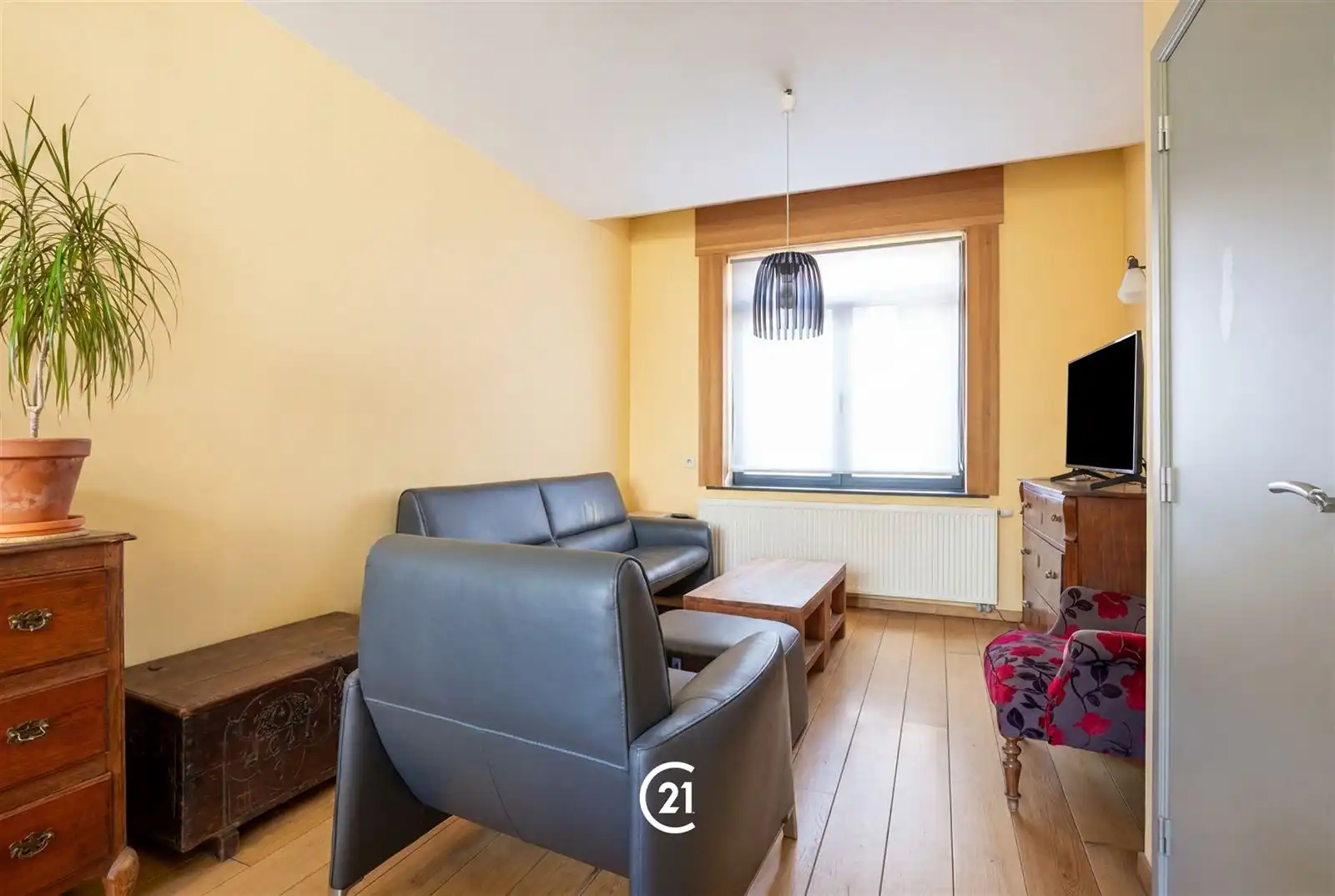 Charmante woning 4 slaapkamers  foto 2