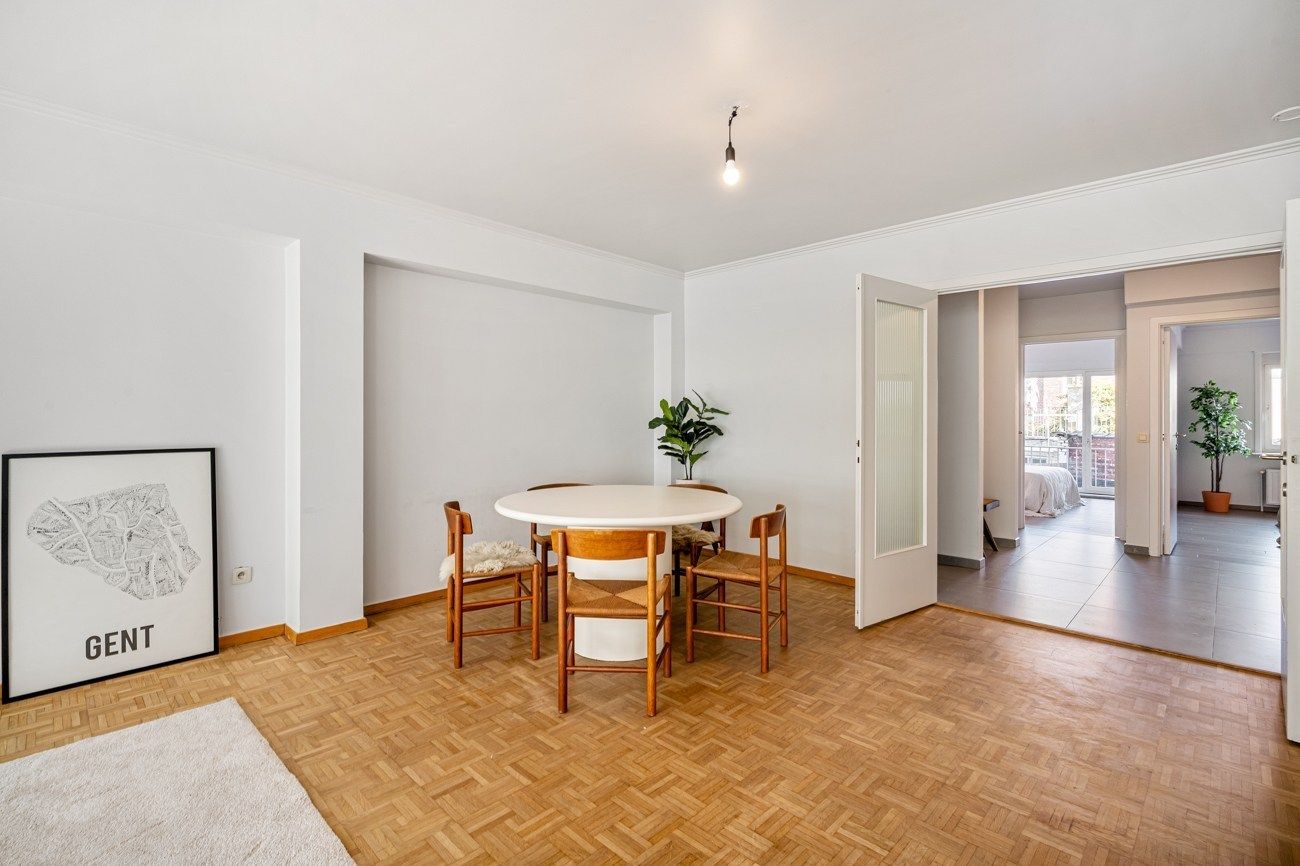 Instapklaar 2-slaapkamer appartement op toplocatie foto 8