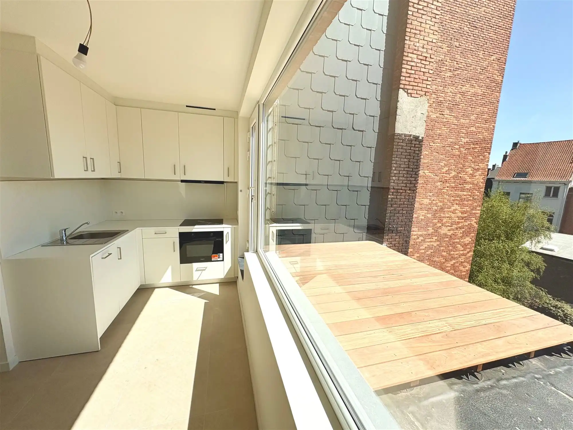 Prachtige studio met zonnig dakterras. foto 4