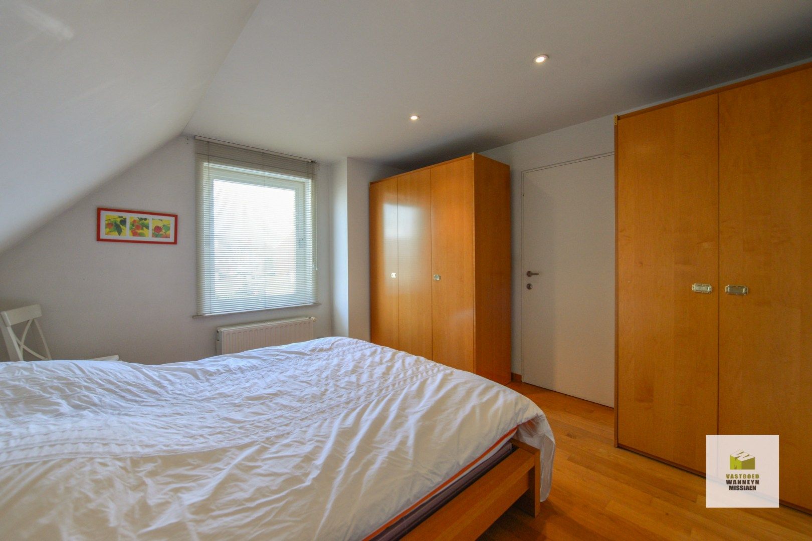 Unieke investeringskans te centrum Zwevezele: woningen met praktijkruimtes en appartement foto 29