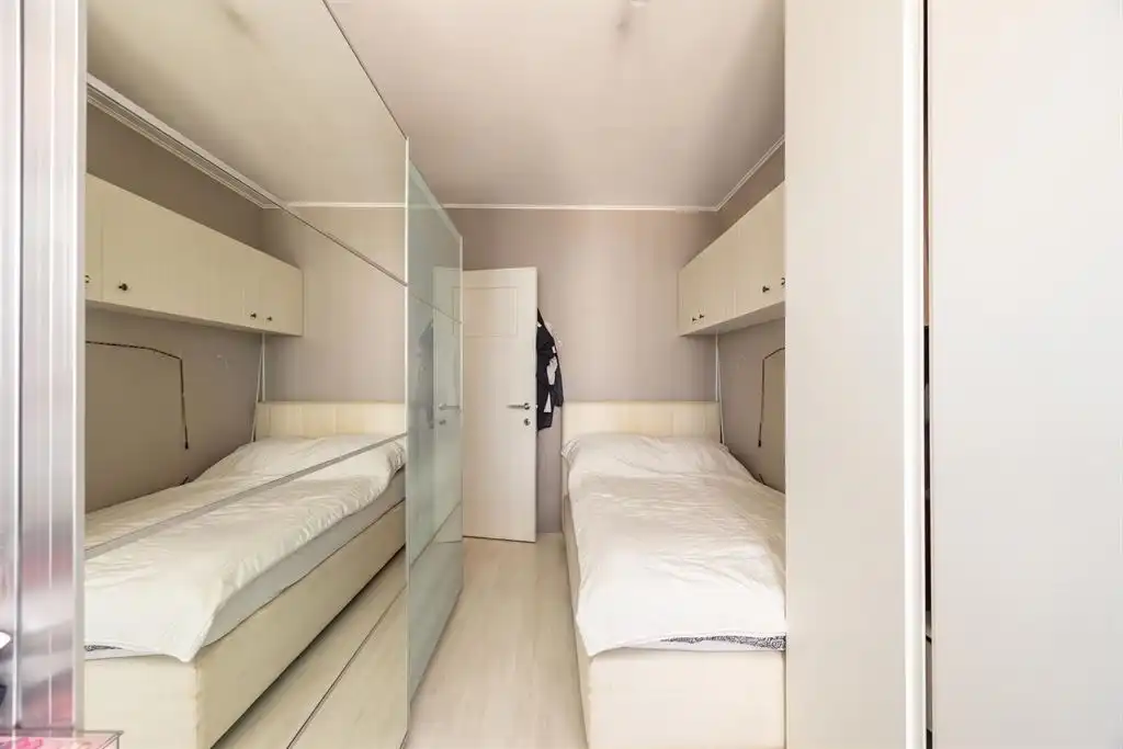 Instapklaar appartement met optionele parkeerplaats foto 13