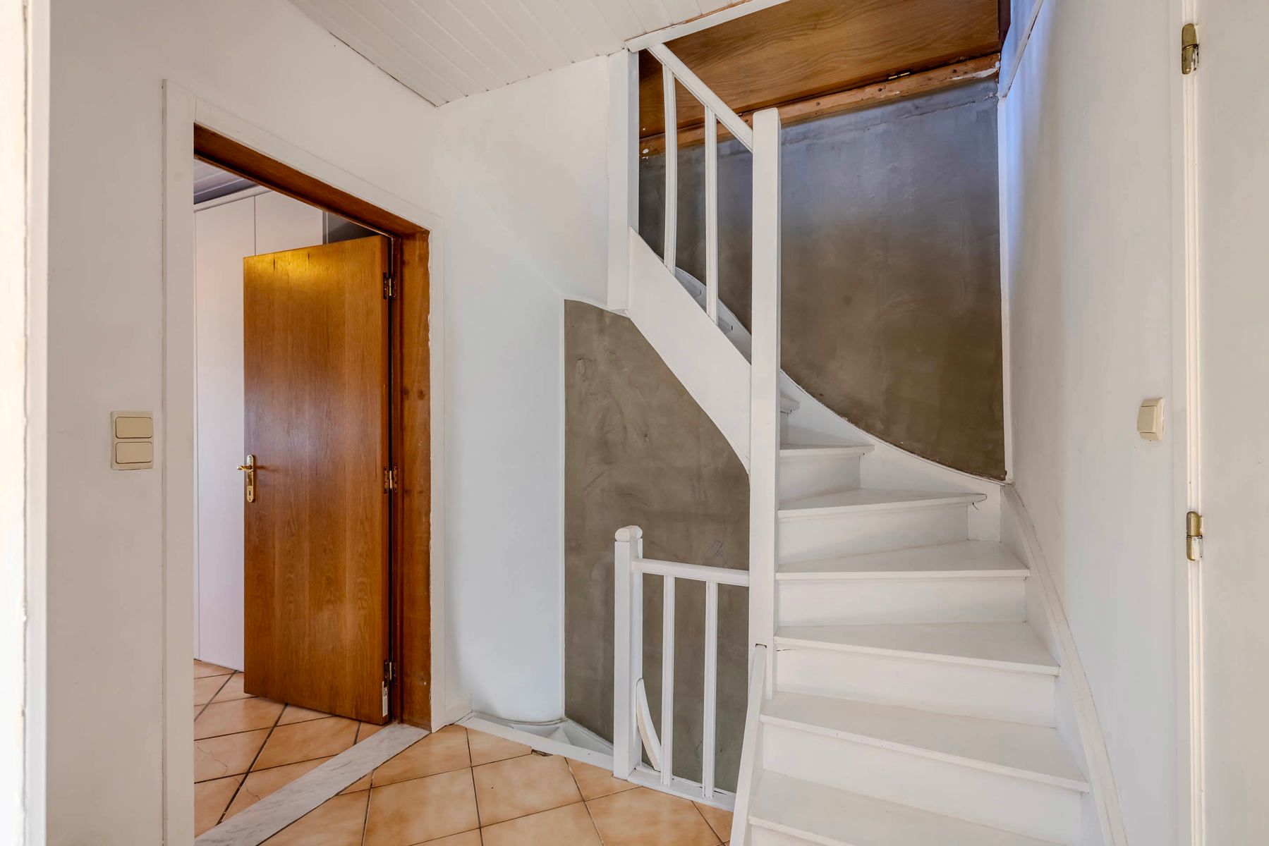 Woning met 2 / 3 slpk, 2 bdk en werkplaats op 580m² foto 14