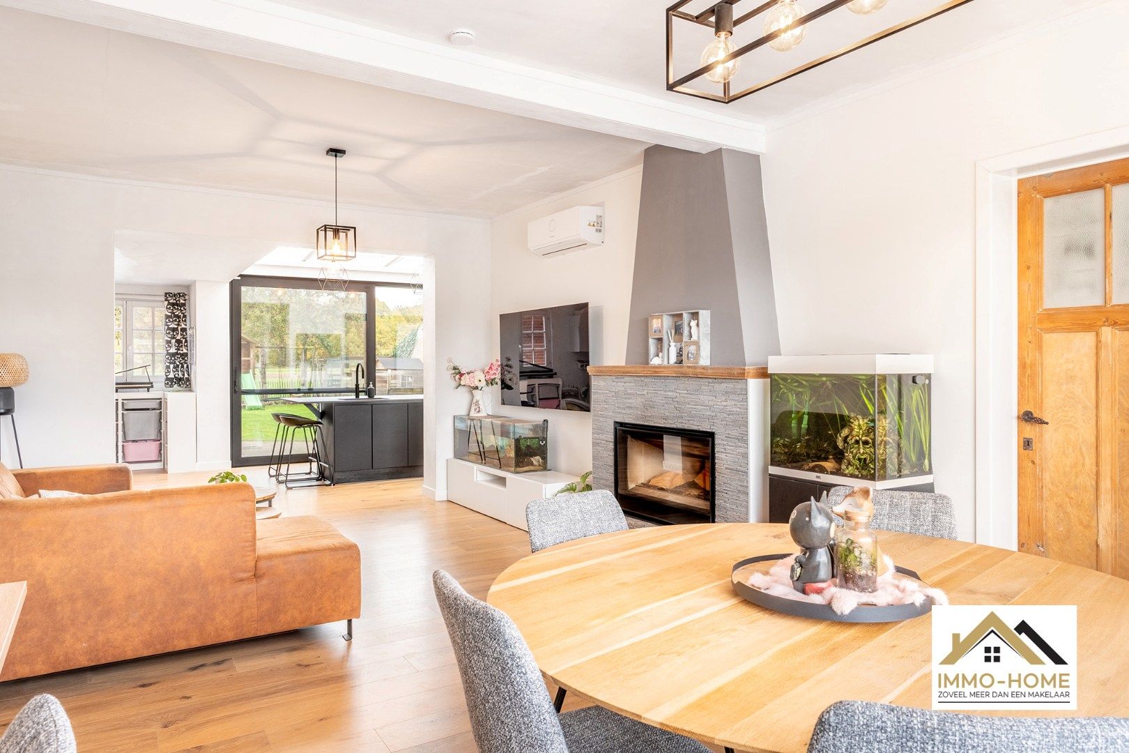 Prachtige gerenoveerde HOB met landelijk uitzicht!  foto 2