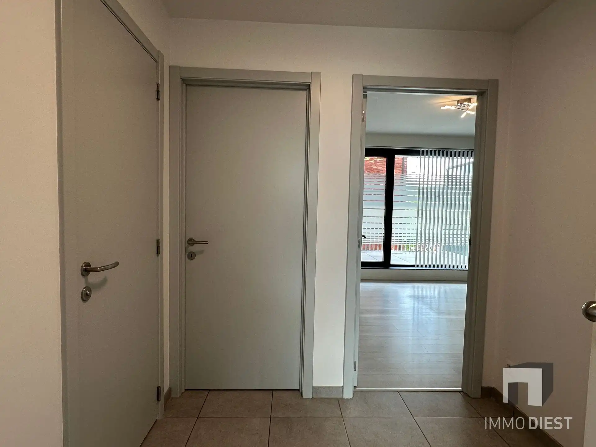 Appartement met 1 slaapkamer, parking en kelder foto 10