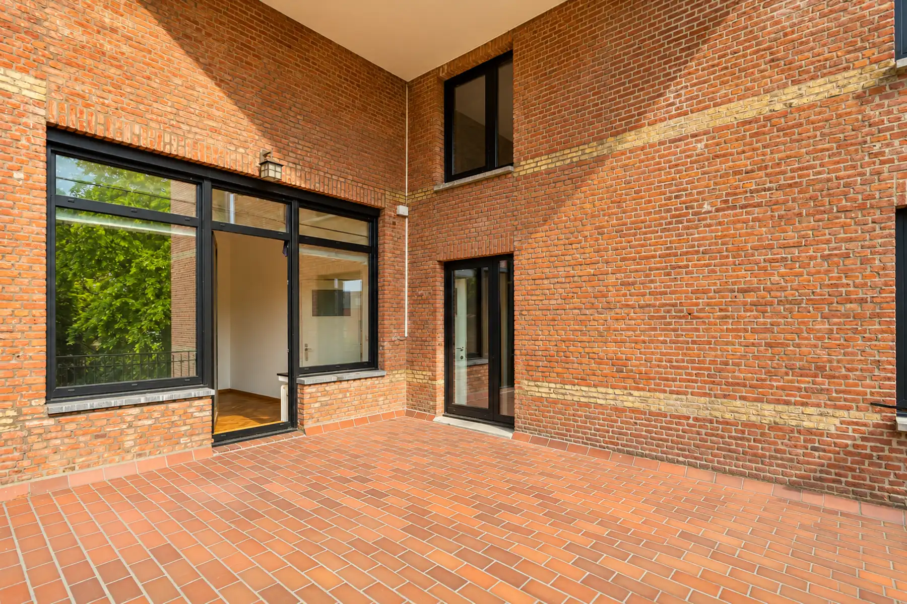 Karaktervol appartement met terras en tuin in Harmoniewijk foto 10