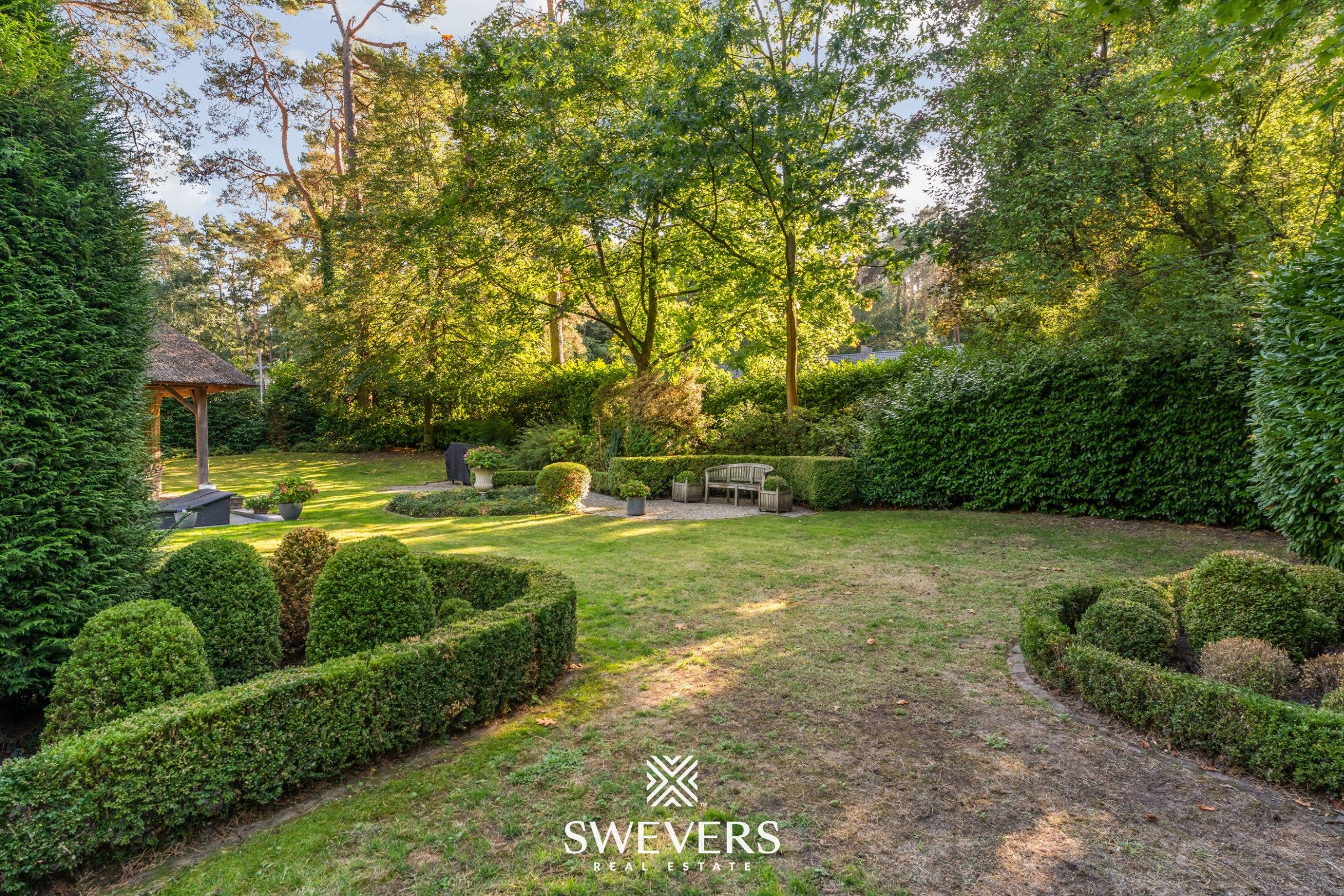 Exclusieve villa in Zuid-Franse stijl omgeven door groen in residentiële wijk Kayenberg foto 36