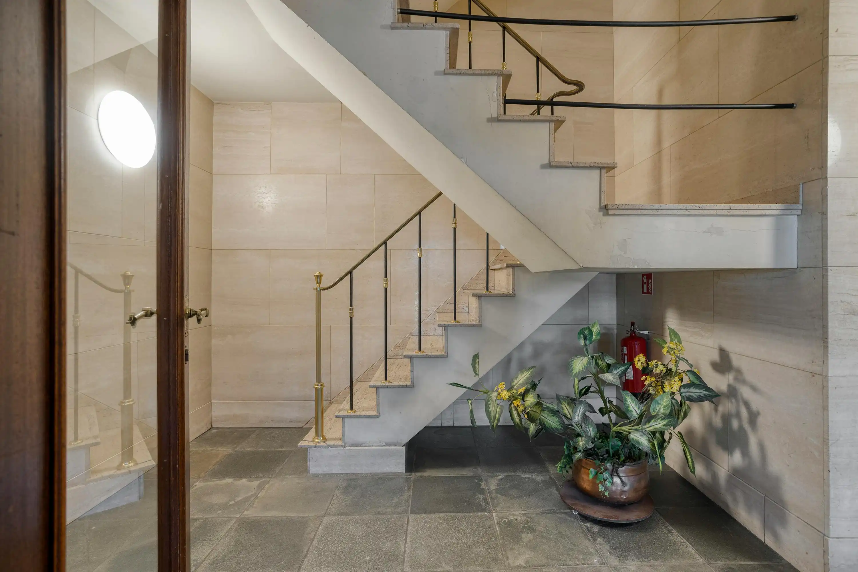 Ruim appartement te koop in Harelbeke aan de Leie foto 16