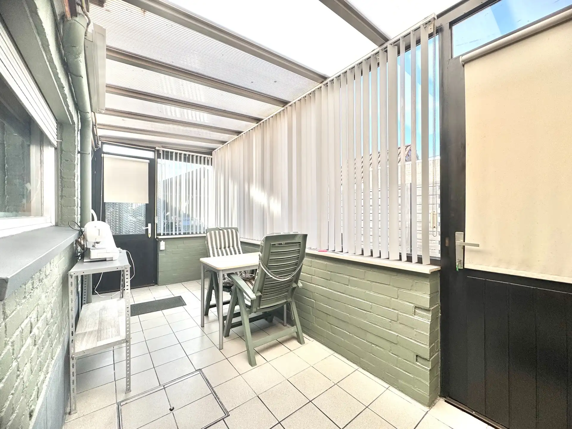 HALFOPEN WONING | 2 KAMERS |TERRAS | GARAGE | 208 M² foto 7