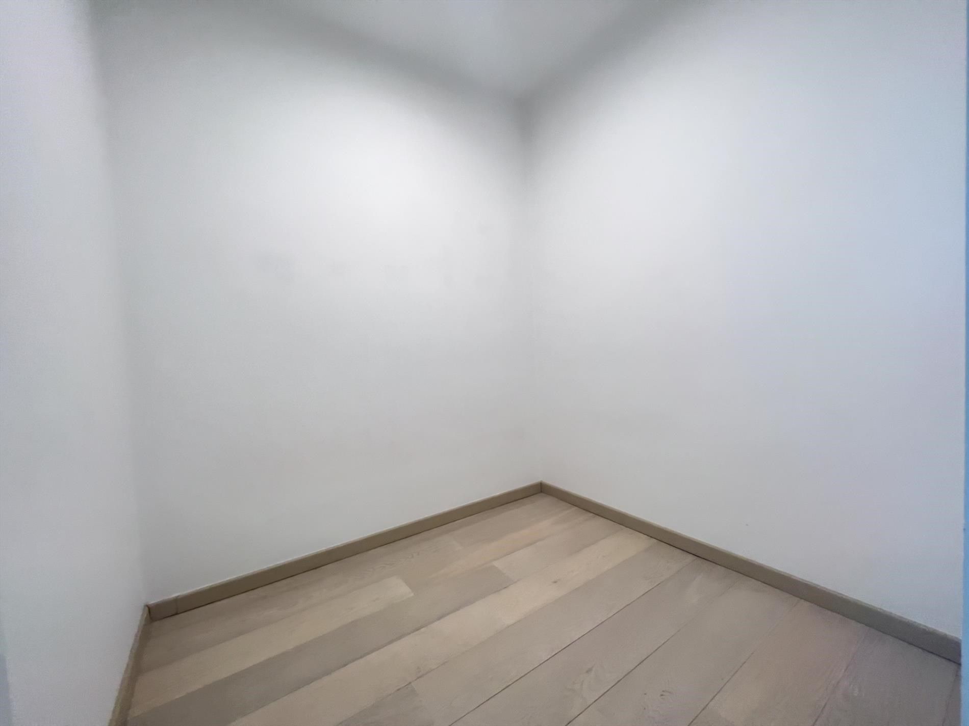 Vernieuwd appartement met prachtig frontaal zeezicht, zeer goed gelegen ter hoogte van het Driehoeksplein. foto 11