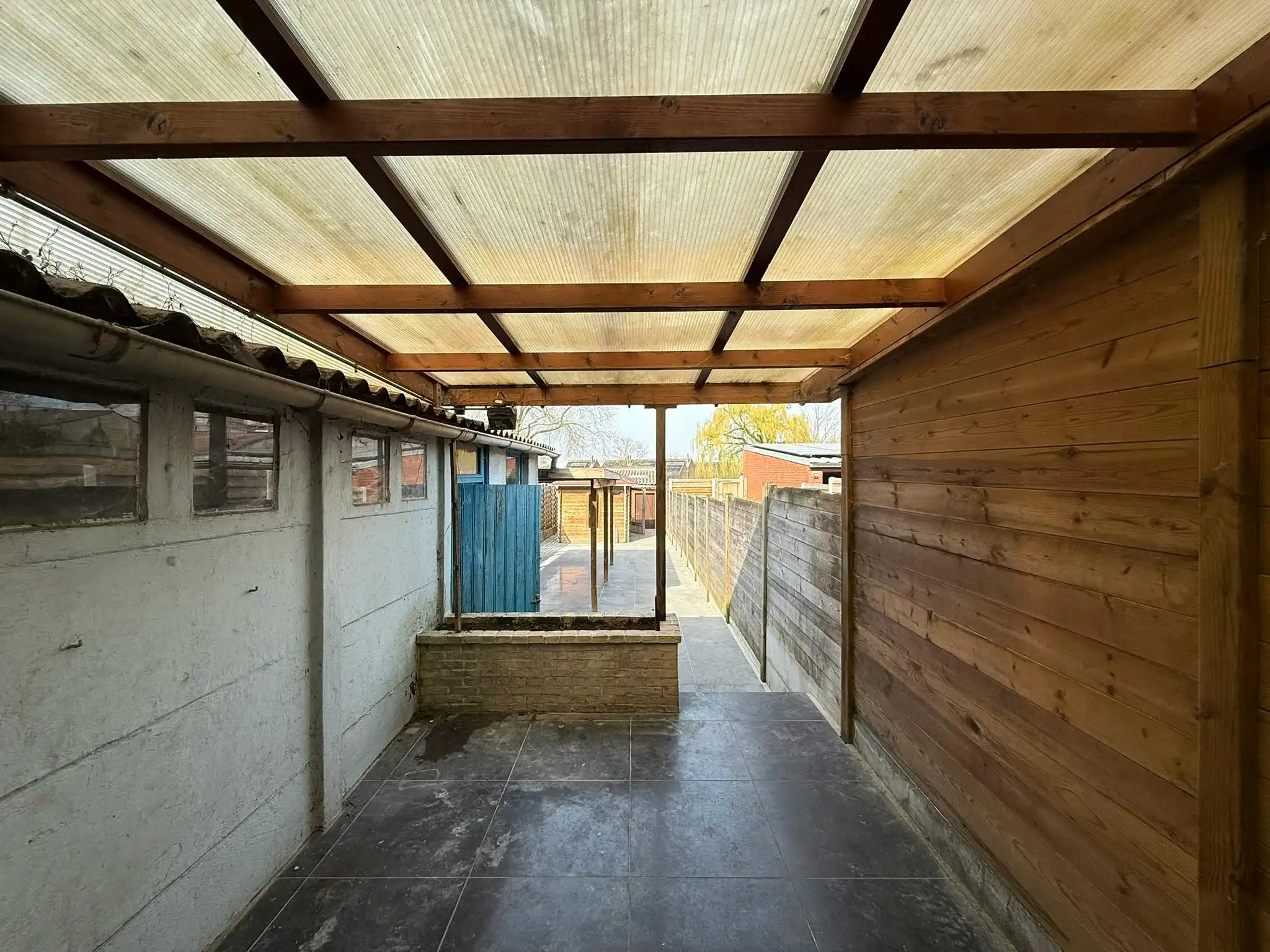 Huis te koop in Ieper met 4 kamers, tuin en garage  foto 8