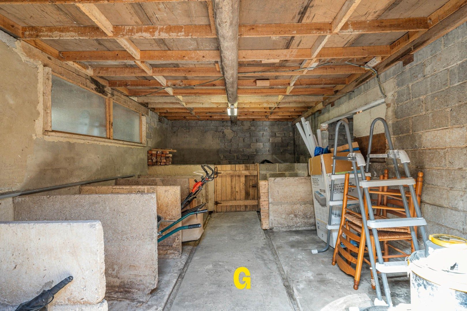 Te renoveren halfopen woning op mooi perceel van 10a 67ca op rustige, groene locatie in Vliermaal foto 22
