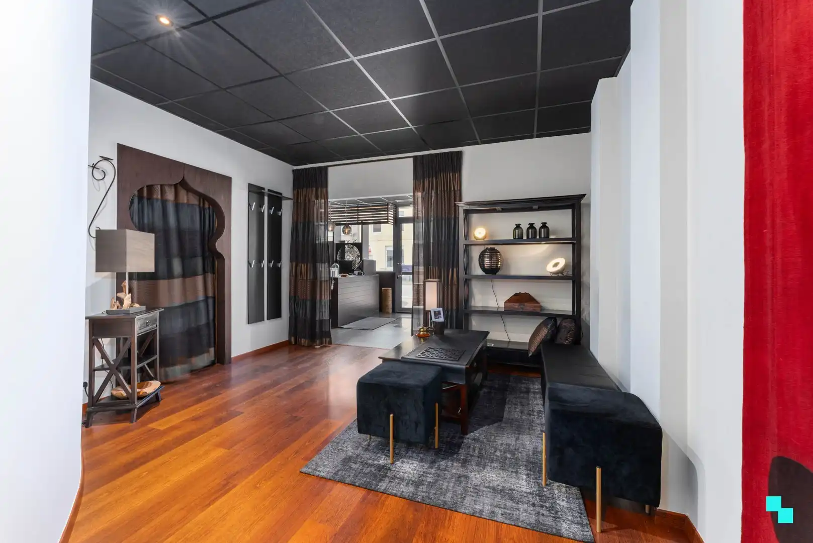 Kantoor met woonst en privé-parking te Roeselare foto 7