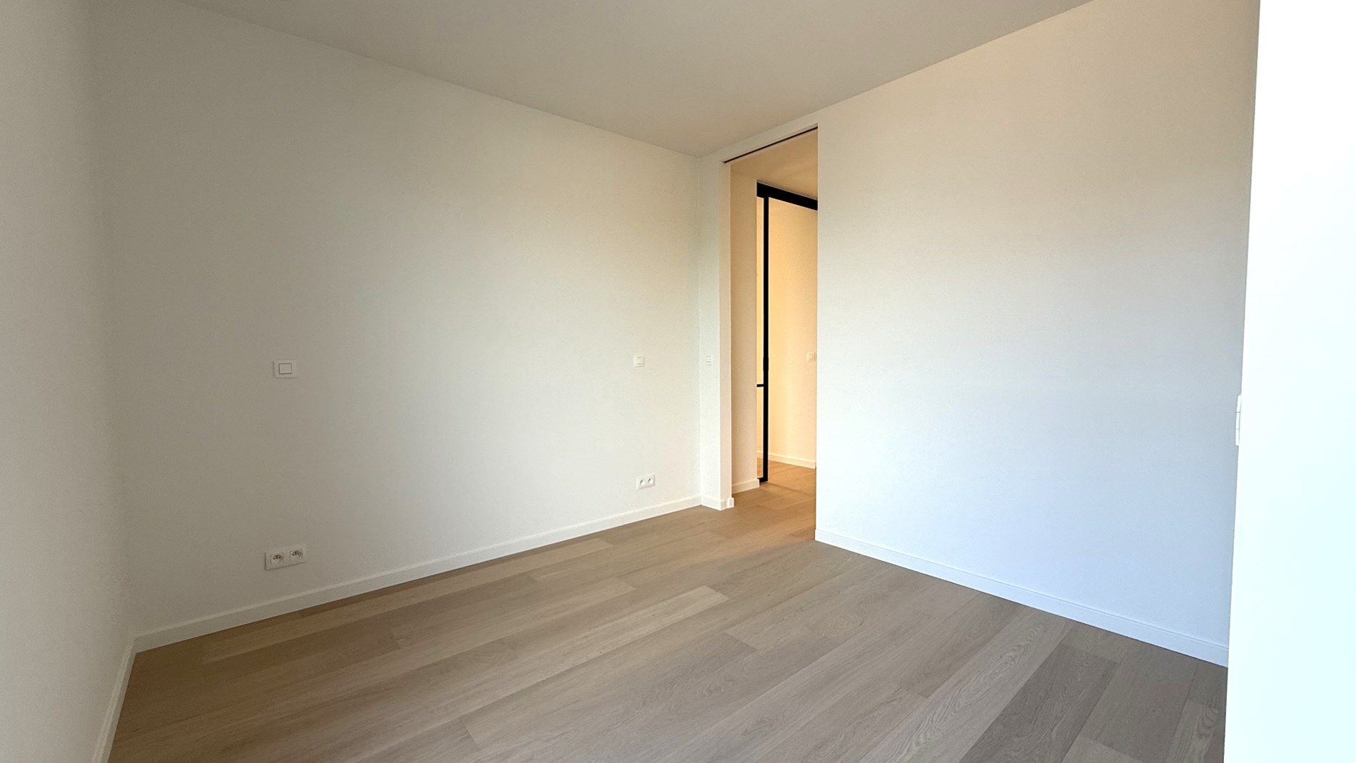 Uniek Penthouse TE HUUR in Waregem! foto 9