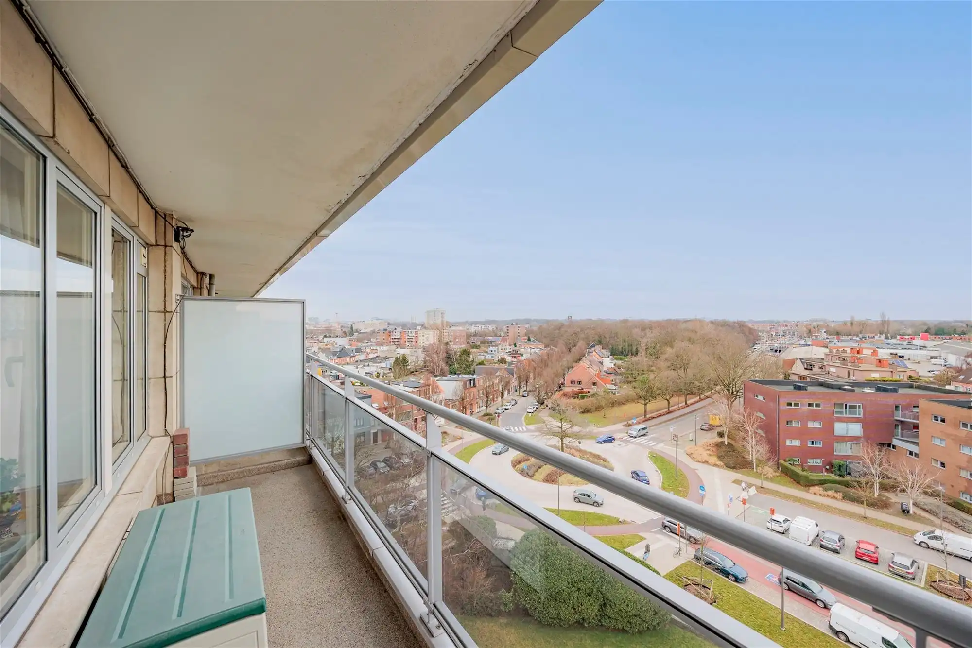 Appartement met 2 slaapkamers en twee terrassen en P foto 13