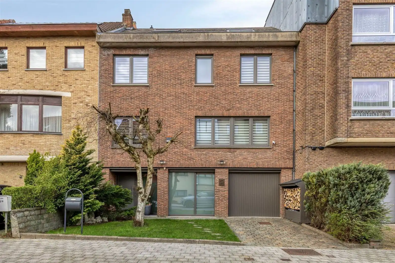 Ruime en gezellige woning in een groene omgeving foto 2