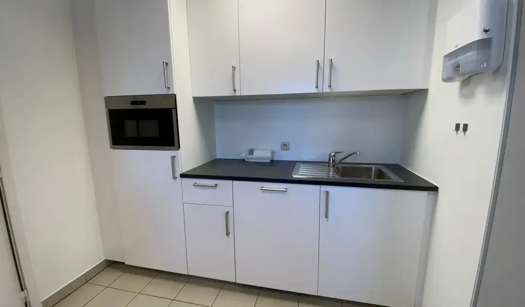 Instapklare kantoren te huur vlakbij afrit E40/R4 in Sint-Denijs-Westrem foto 15