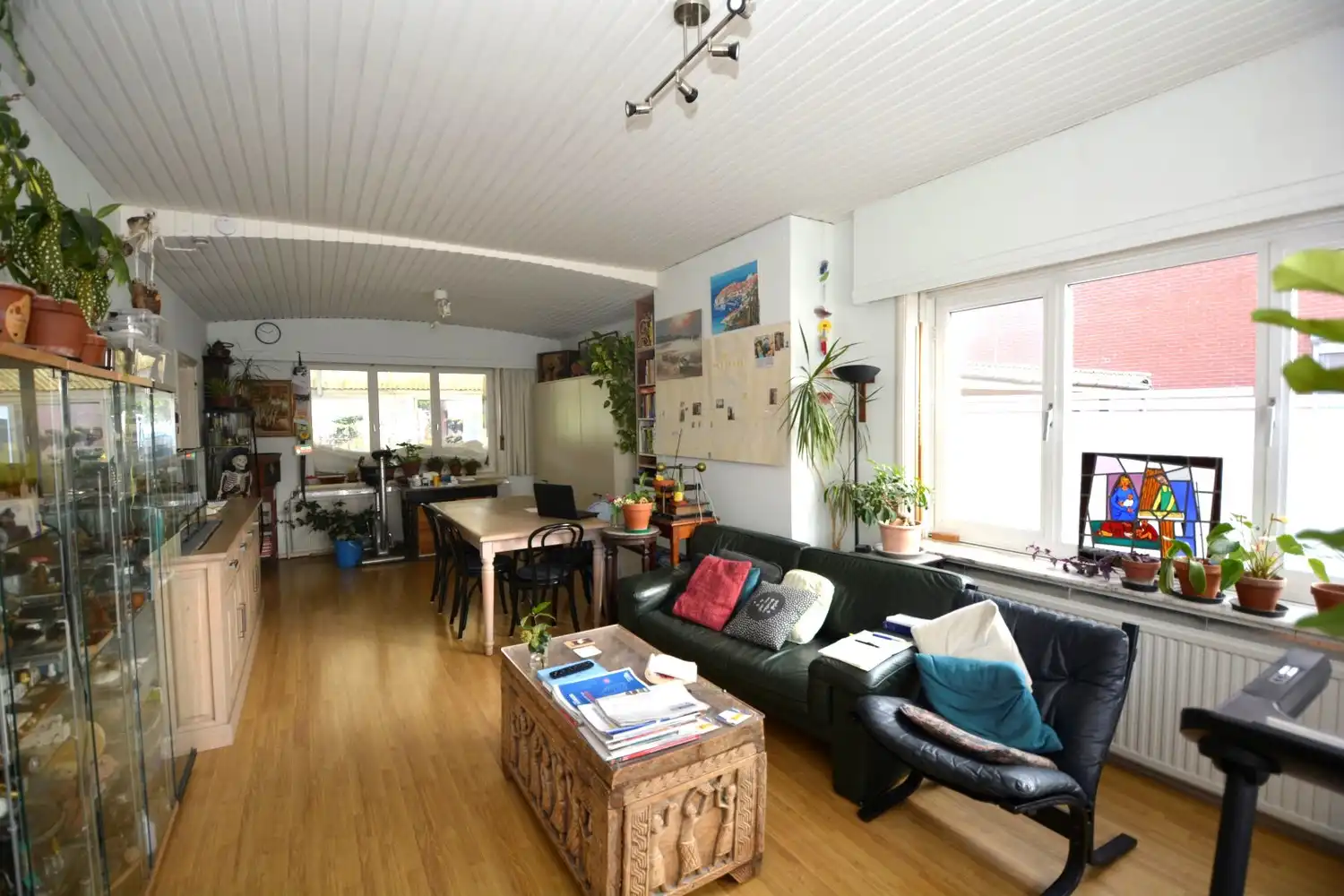 TE MODERNISEREN H.O.B. MET TUIN EN GARAGE! foto 3