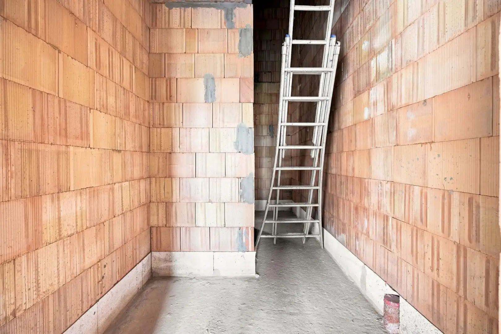Ruime casco halfopen nieuwbouw met ruime garage in Merkem!  foto 12