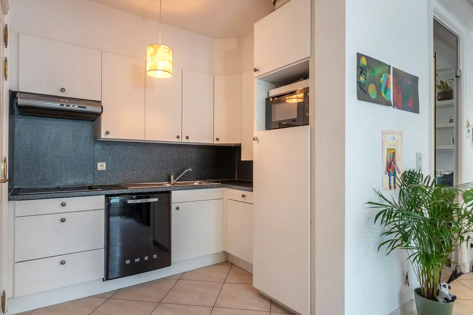 Tof appartement met twee slaapkamers en terras op topligging foto 6