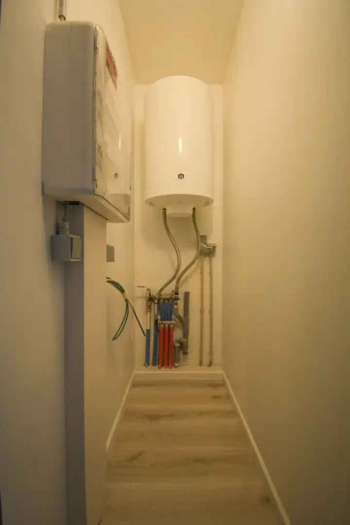 Instapklaar gelijkvloers appartement met garage te Roeselare foto 15