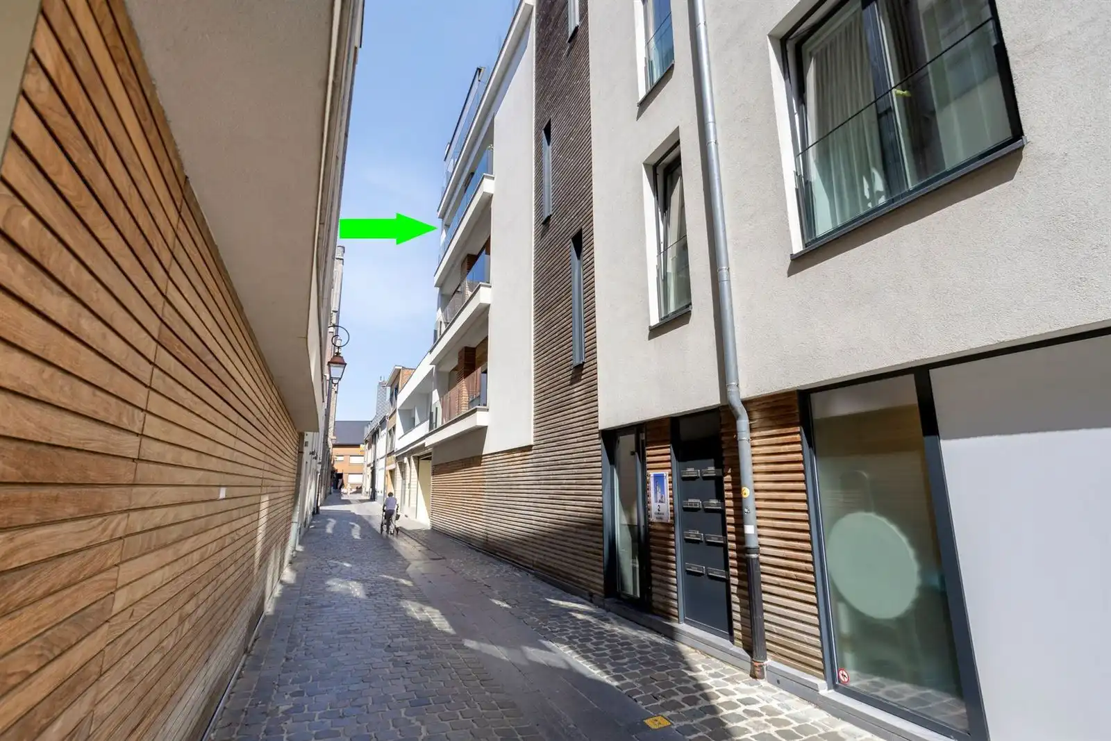 Luxe wonen in hartje Halle – 2 slaapkamers & ruim terras (20m²) foto {{pictureIndex}}