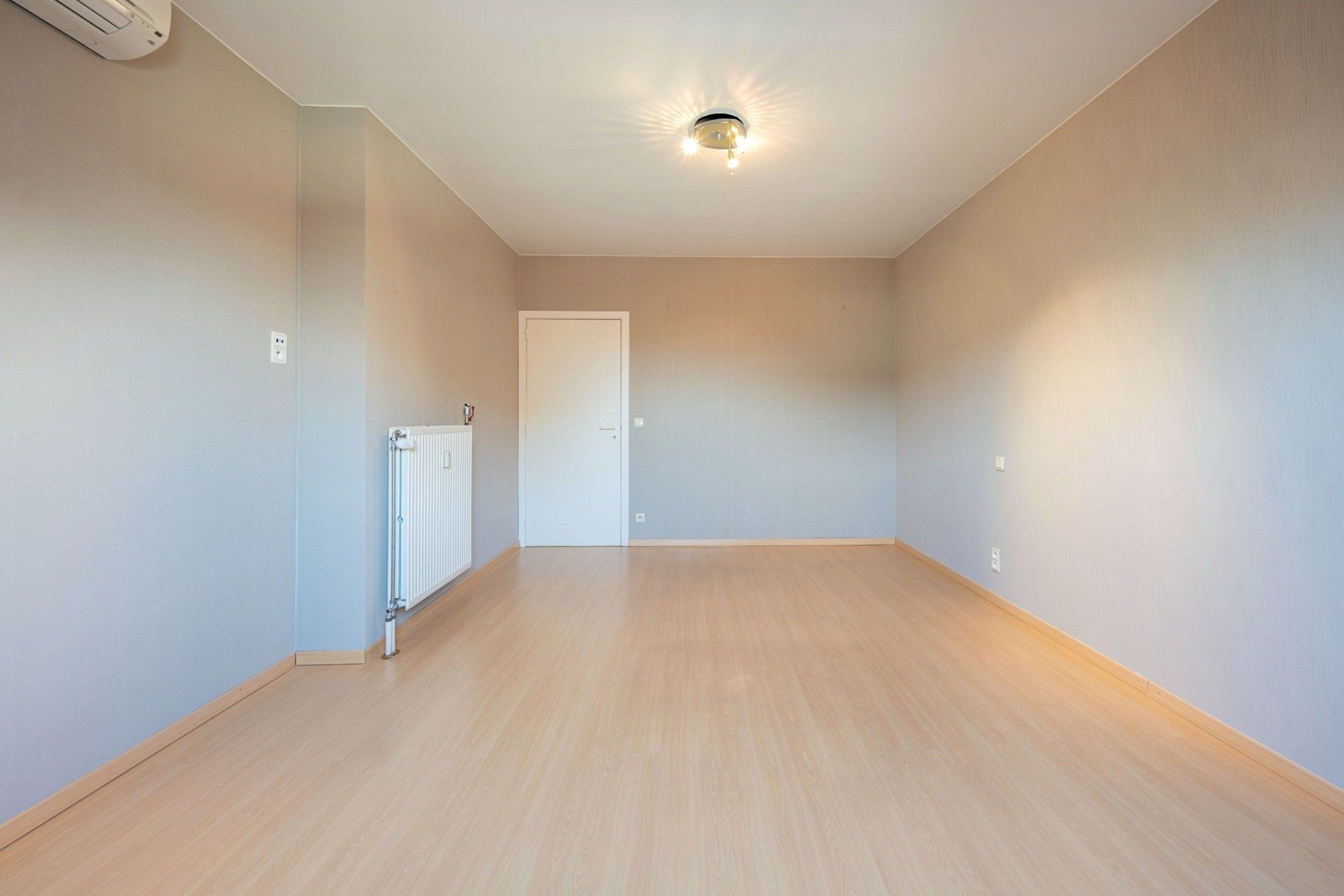 Groot duplex-appartement met 2 slaapkamers foto 11
