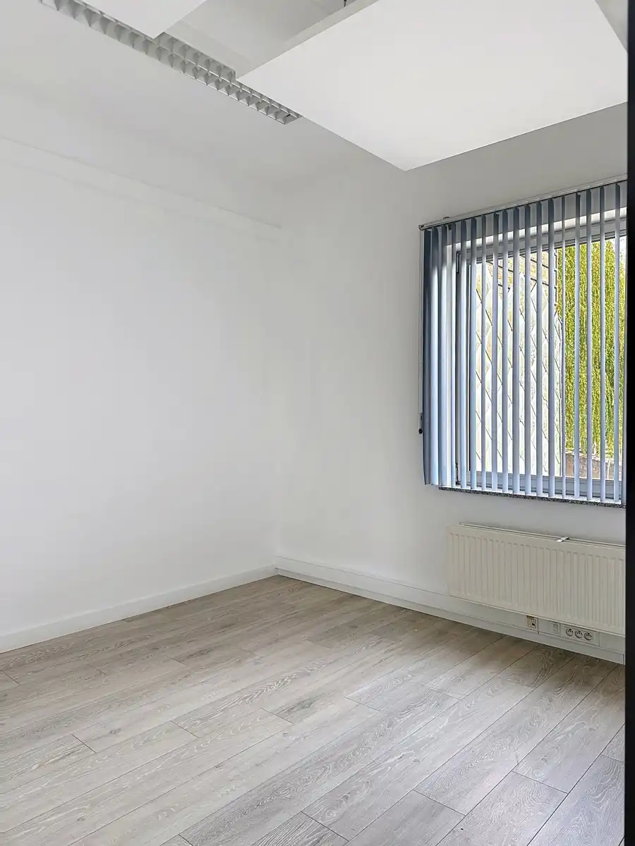 Kantoorruimte met zichtlocatie langs de A12 – uitbreidbaar tot ca. 200 m² foto 10