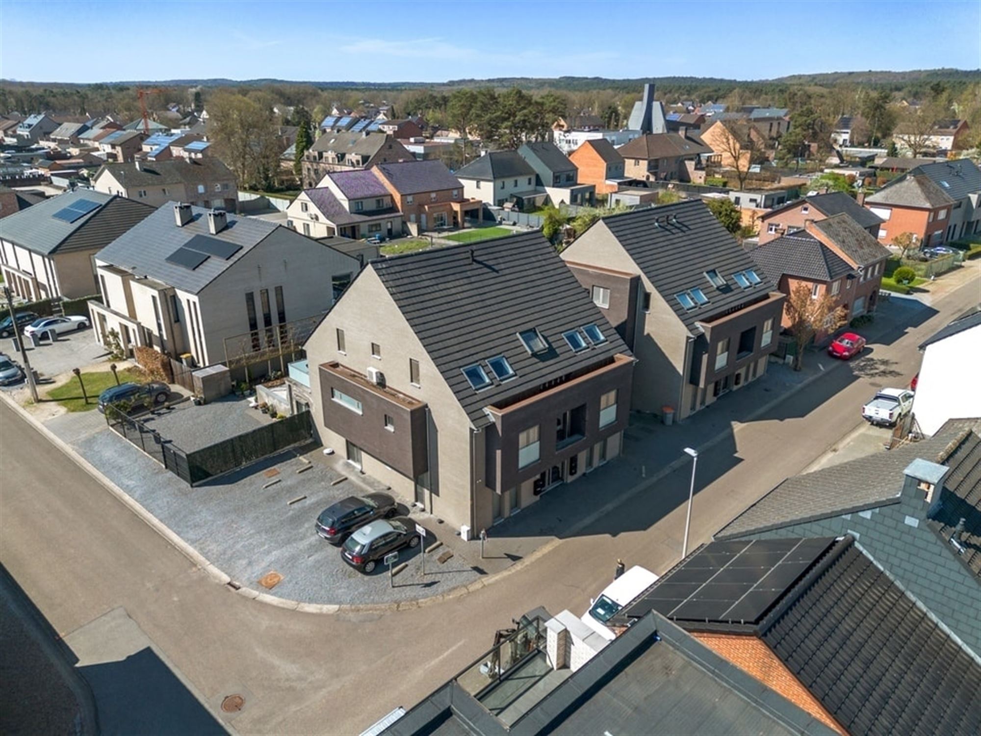 INSTAPKLAAR 2 SLK APPARTEMENT MET ONDERGRONDSE STAANPLAATS IN HARTJE MAASMECHELEN  foto 40