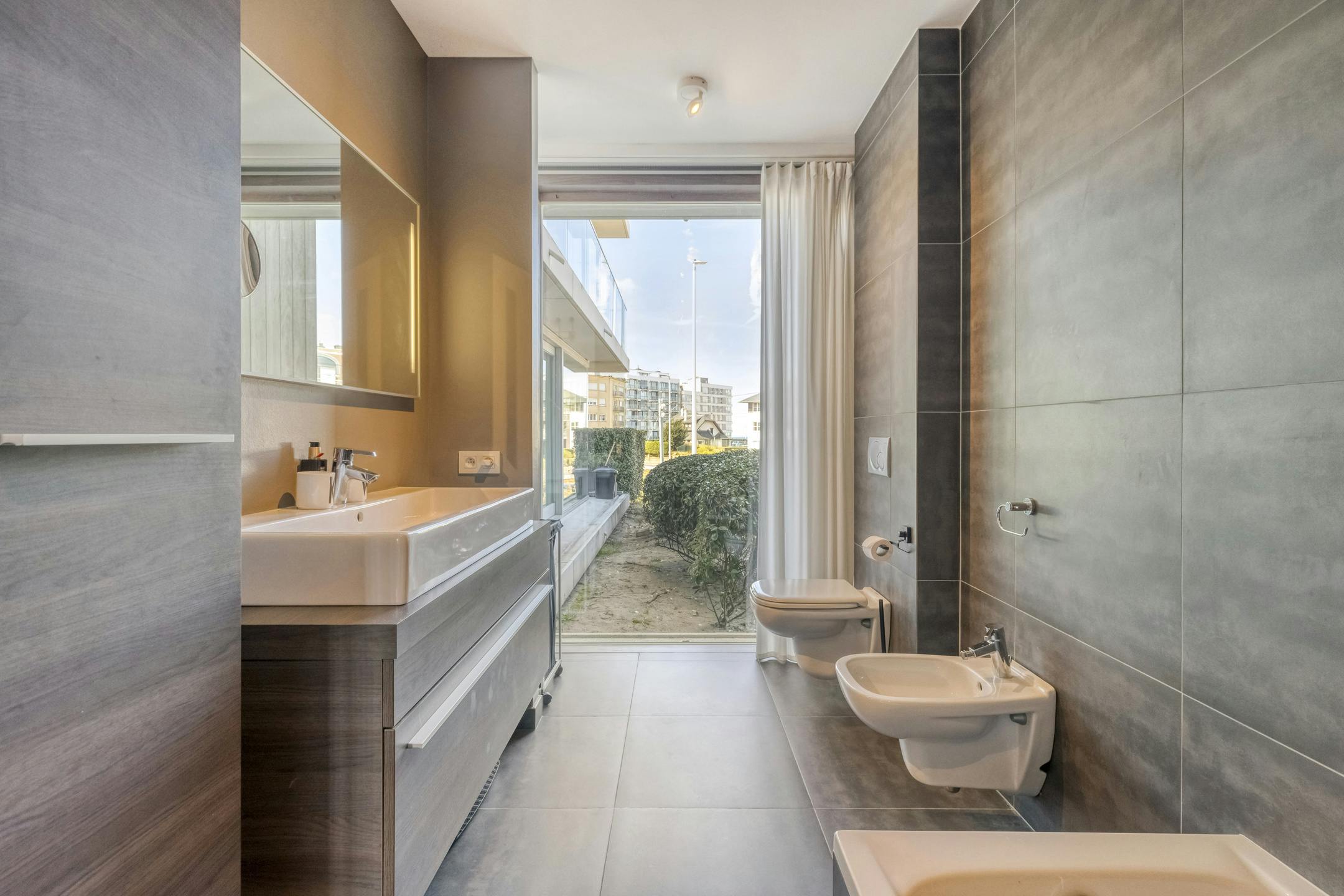 Modern appartement van Rietveld vlakbij zee in Sint-Idesbald foto 19