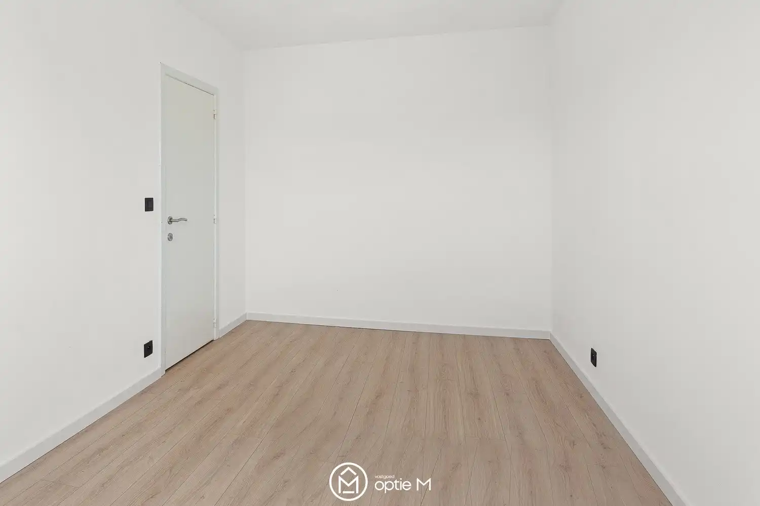 Instapklaar appartement te koop in Hasselt inclusief garage foto 12