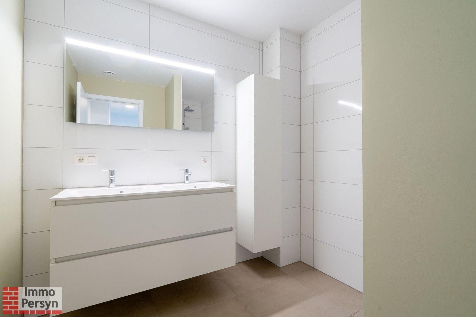 Nieuwbouw 2 slpk appartement met staanplaats en berging foto 13