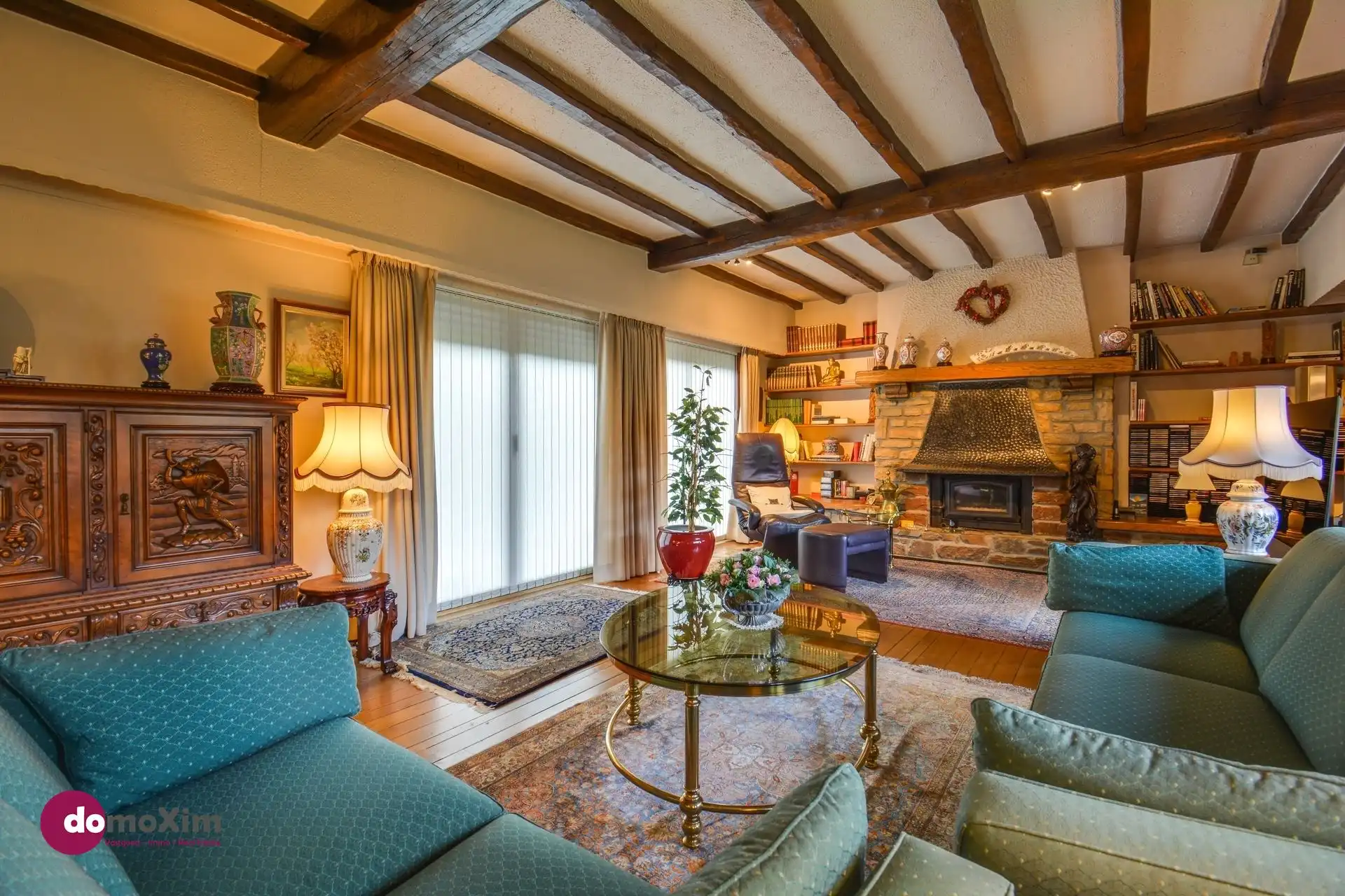 Statige villa met 3 slaapkamers op een ruim perceel in Hever foto 3