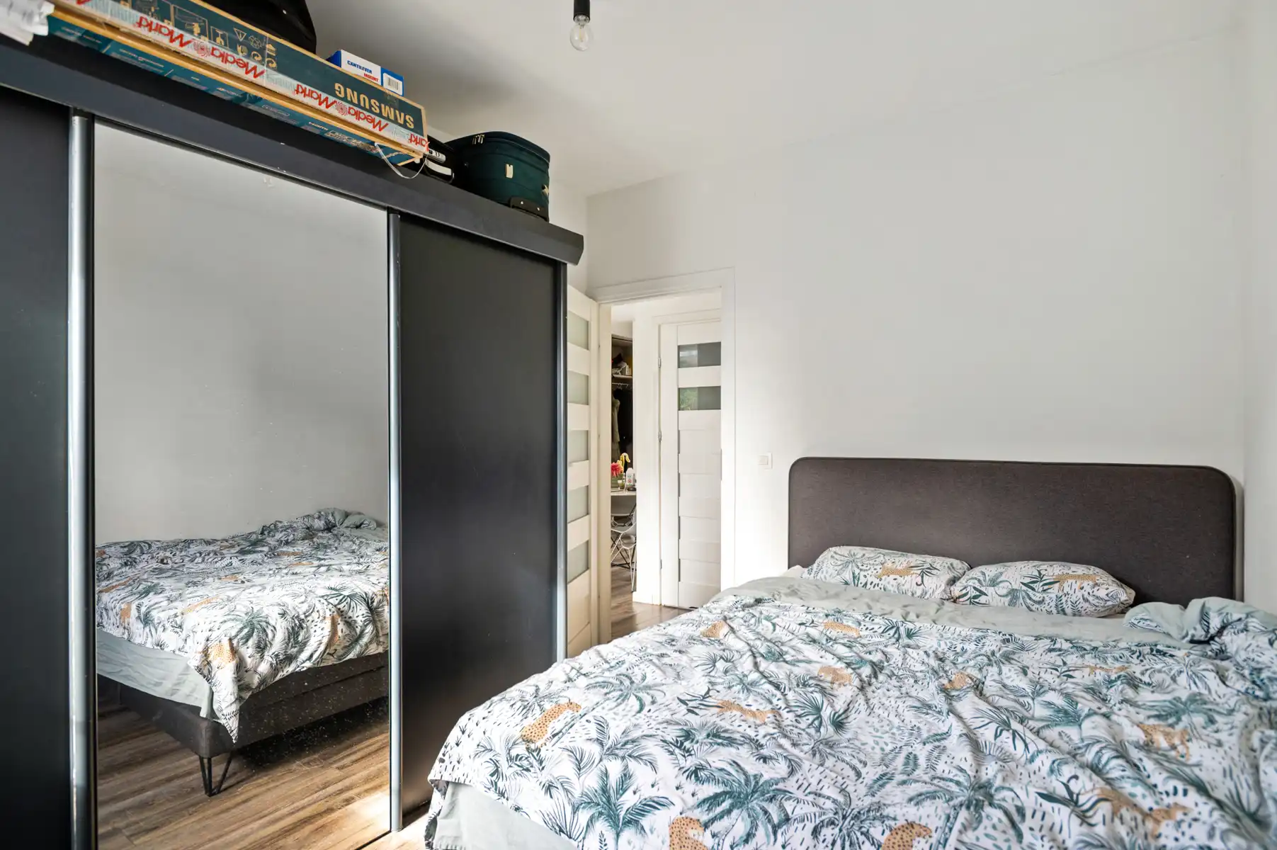 Leuk 2-SLK appartement op de bovenste verdieping foto 7
