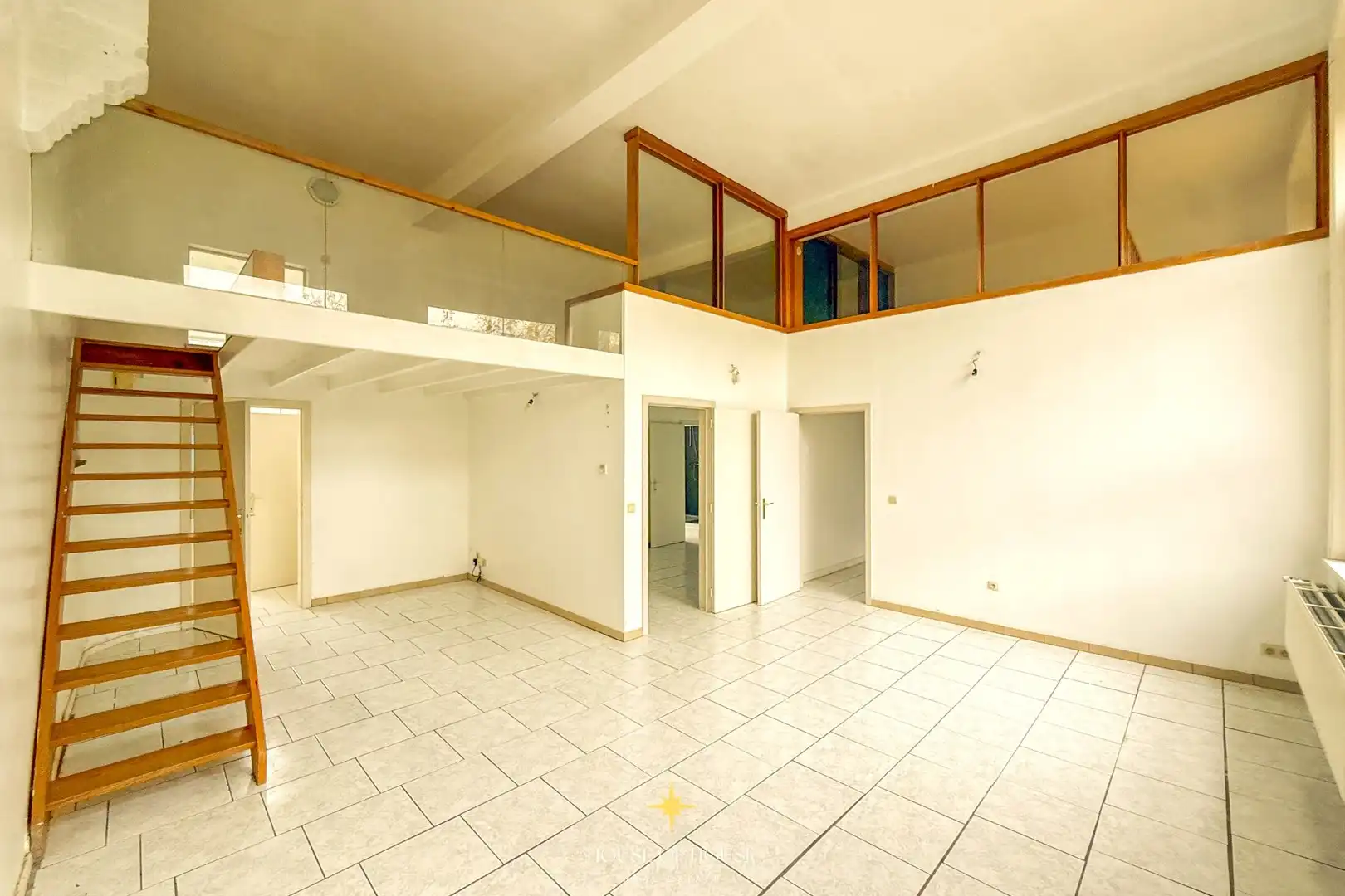 Exceptionele eigendom: Oude Gemeenteschool met directeurswoning , 3 appartementen en studio – zonder renovatieverplichting & mogelijkheid vakantieverhuur foto 27