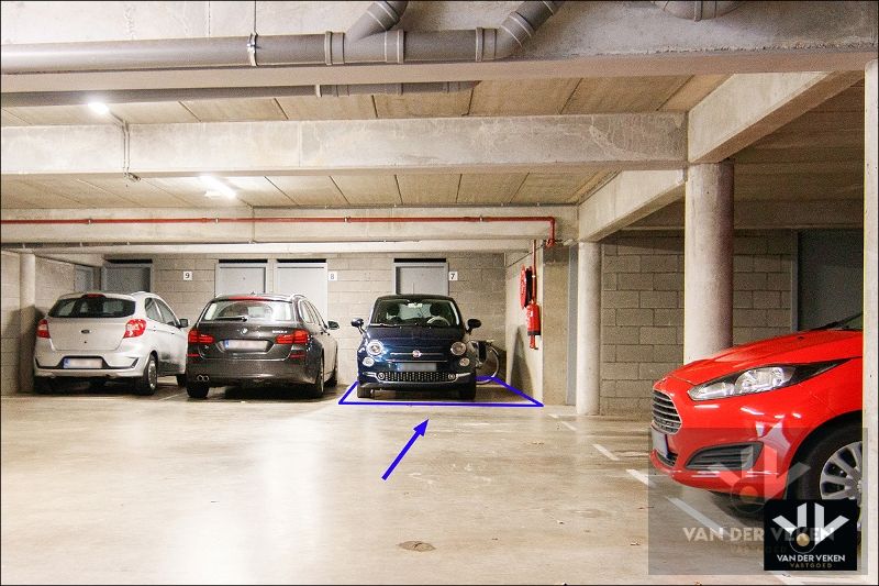 2-SLPKAPP BINNEN GROTE RING MET PARKING foto 12