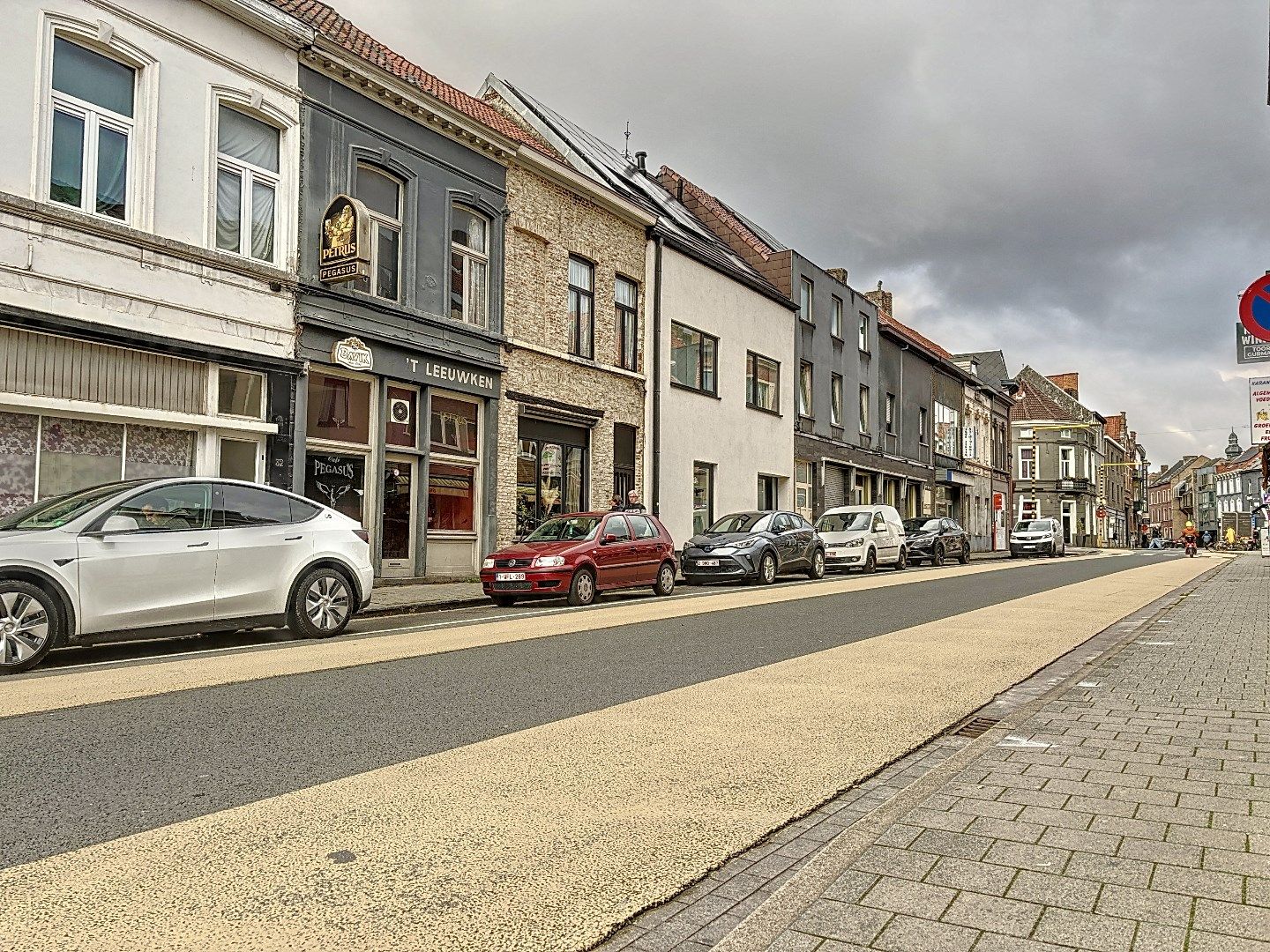 Te renoveren woning gelegen vlakbij de Ledeganck. foto 18