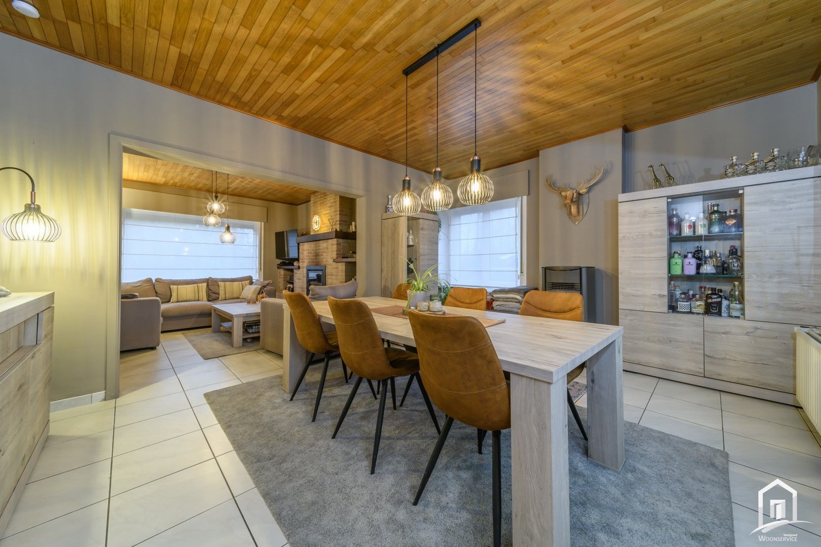 Ruime, gezellige gezinswoning te Mere foto 2