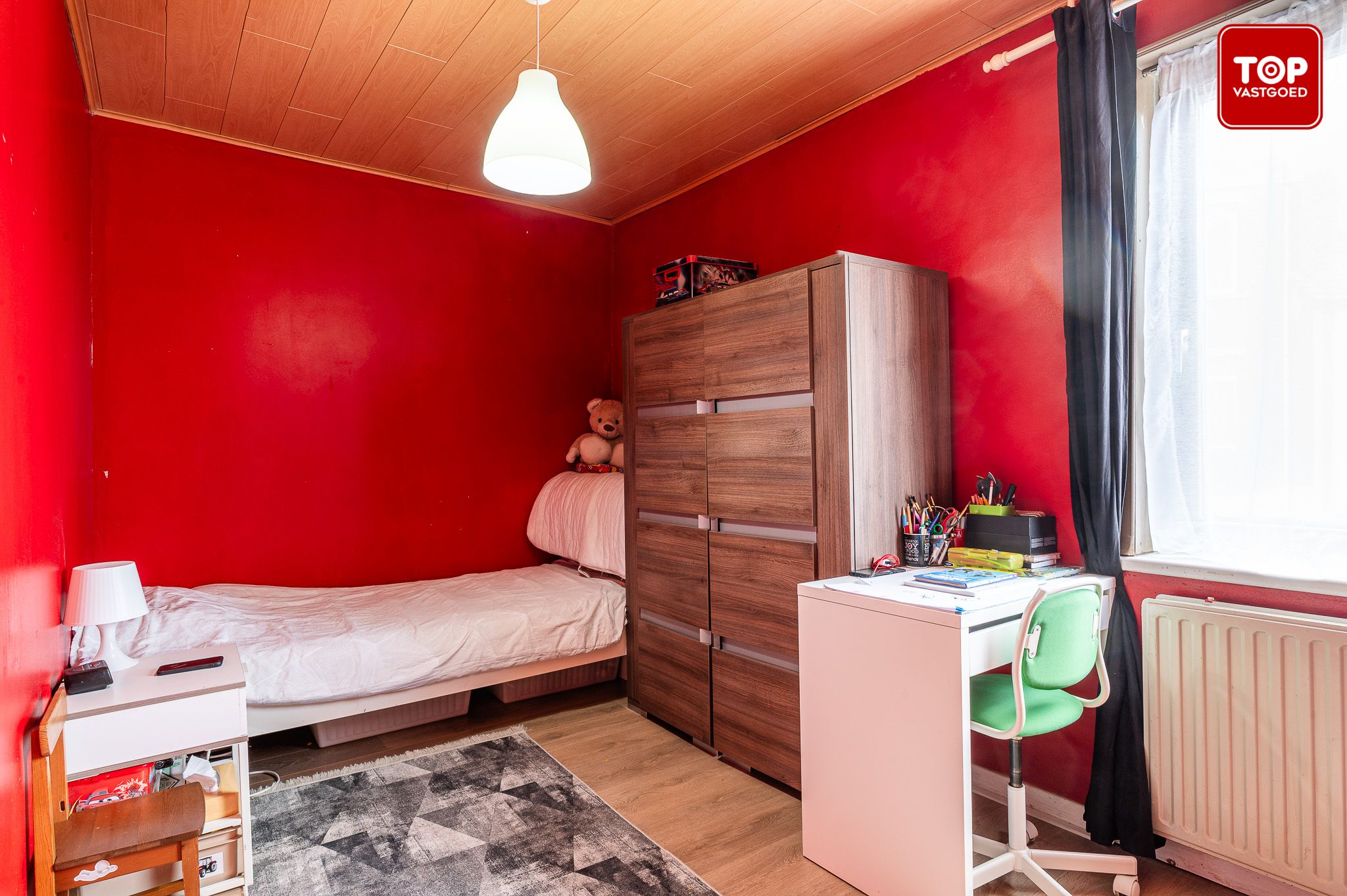 Instapklare woning met 4 slaapkamers op gunstige locatie. foto 12