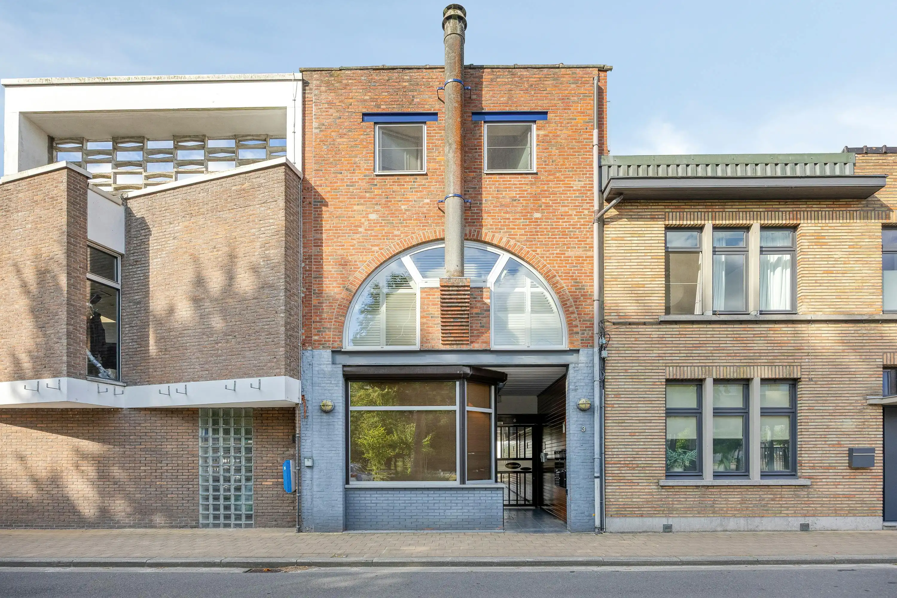 Hoofdfoto van de publicatie: Instapklaar gelijkvloers appartement met gemeenschappelijke tuin en fietsenberging in hartje Kapellen!
