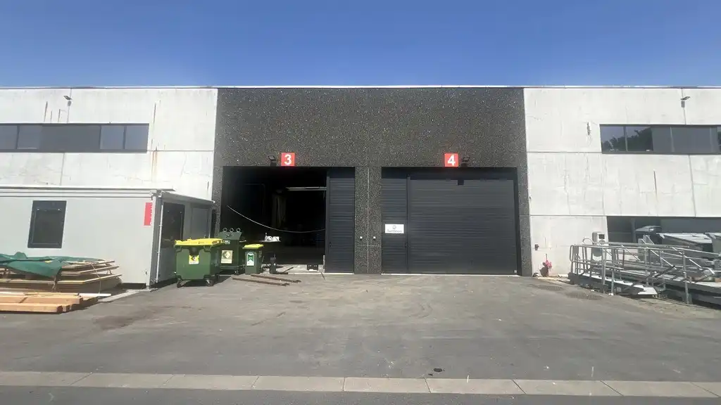 Recente loods te huur aan The Loop in Sint-Denijs-Westrem foto 2
