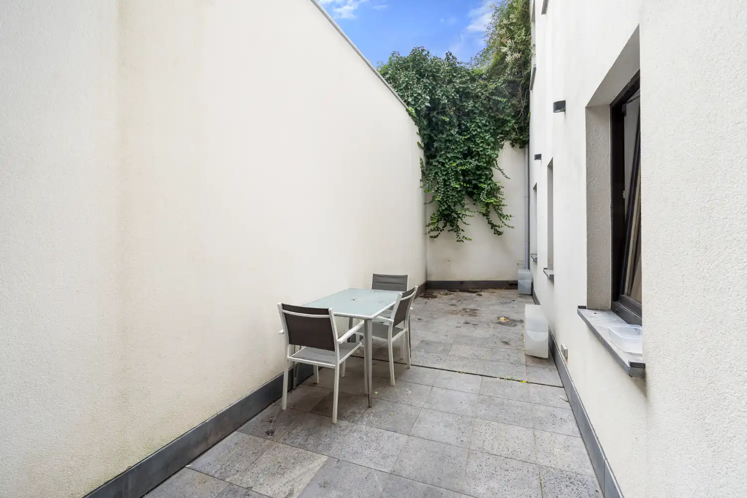 Gelijkvloers appartement met 2 slaapkamers in Oostende foto 5